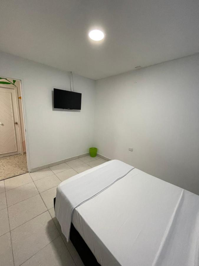 Mondieu Hostel Barranquilla  Dış mekan fotoğraf